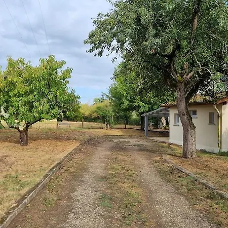 Jolie Maison De Garde Barriere Dans Un Jardin Clos Port-Sainte-Foy-et-Ponchapt